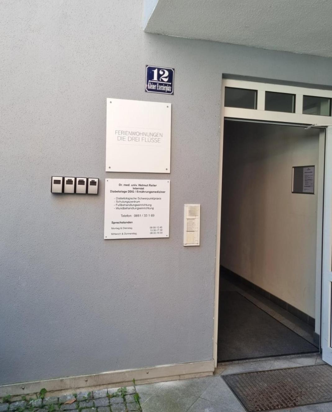 Wohnung Inn - Im Zentrum, Kueche, Parkplatz, Ruhig Gelegen Passau Eksteriør bilde